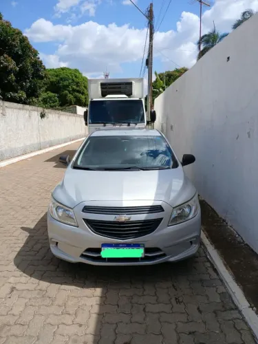 Chevrolet Onix JOY Hatch 1.0 8V Flex Mec. 4P 2018