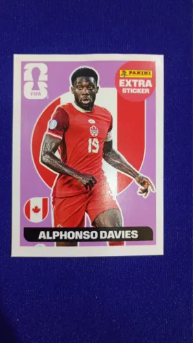 ALPHONSO DAVIES Bordo ( Roxa ) LEGEND Figurinha EXTRA PANINI 2026