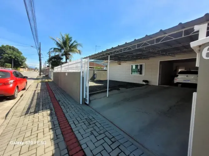 VENDE-SE CASA DE ALVENARIA - BAIRRO VILA NOVA