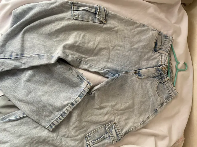 Calça Jeans Cargo Wide Leg Lavagem Clara | Tamanho 38 | Usada