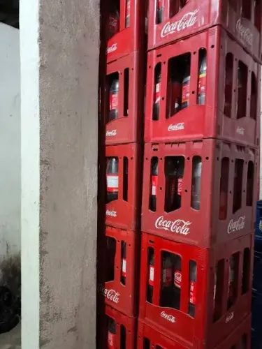 Grade de Coca cola retornável 2L *46