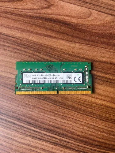 SK hynix 8GB DDR4 2400 MHz (Notebook)