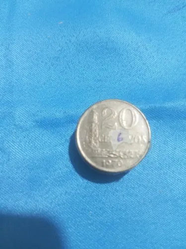 6 moedas antigas 20 centavos do ano de 1970, 77 e 78.