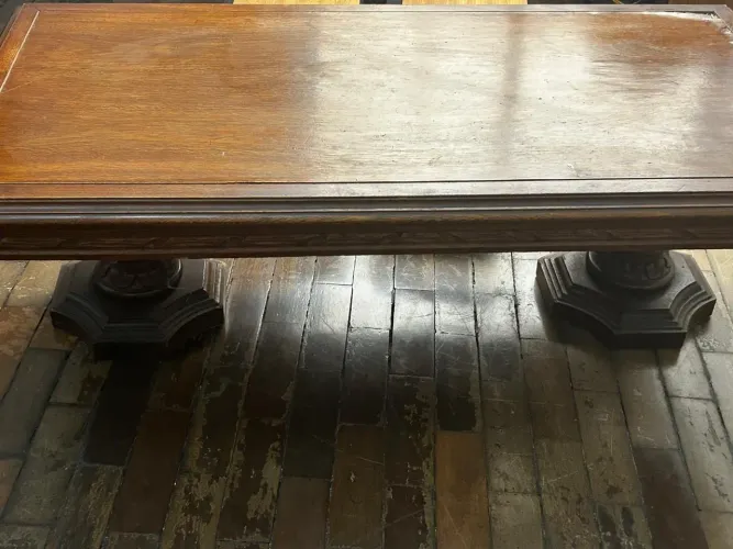 Mesa de centro em Madeira Maciça 