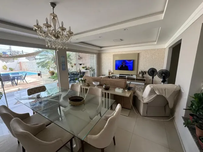 RARIDADE NO JARDIM ATLÂNTICO! Casa ampla, 4 quartos, 473m²  50m da Av. São Luís Rei de Fra