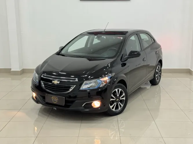 Chevrolet Onix Hatch LTZ 1.4 8V Flex Power Aut. 4P 2015