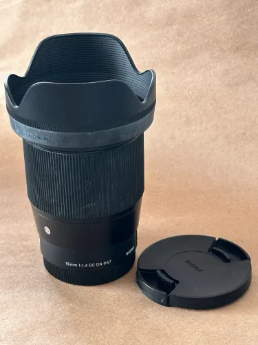Sigma 16mm Sony