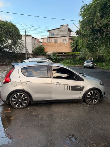 Fiat Palio Sporting 1.6 Flex 16V 5P 2014
