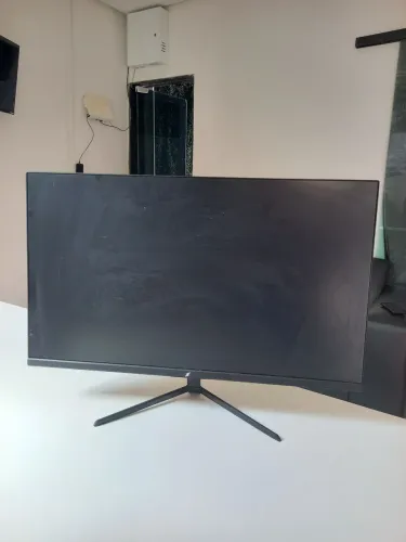 Monitor para retirada de peças superframe ultra hd