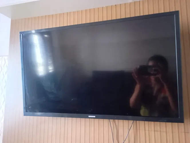Vendo TV Samsung 32 com defeito