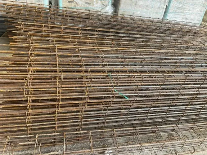 Ferro padrão 3/8  17x7 R$15,00 metro
