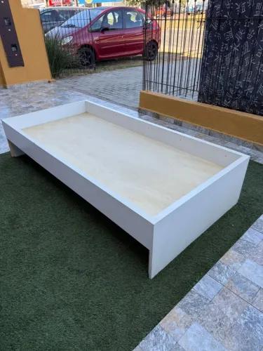 Cama de SOLTEIRO MDF USADA - ENTREGAMOS 