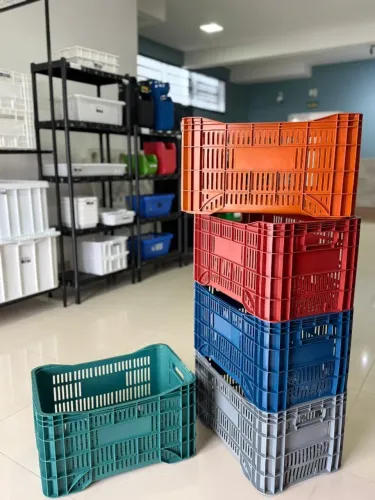 Caixa Plastica Colorida de Mercado a pronta entrega R$39,00 un Varejo e Atacado