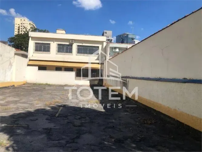 CASA COMERCIAL À VENDA 309 M² | 15 VAGAS / R. GRAPECICA