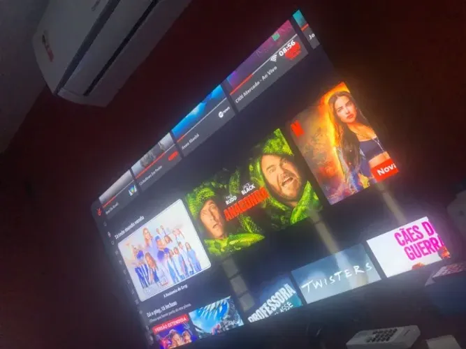 Tv 50 polegadas, 4k / Smart    Nova e em Perfeito estado 