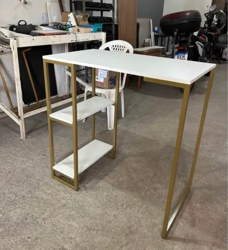 Mesa para frigo bar gourmet
