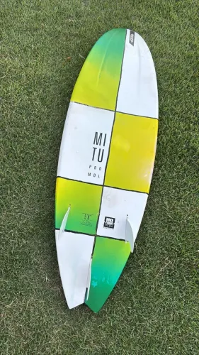 Prancha F-one 5?8 Mitu Pro Model 171.5x47 