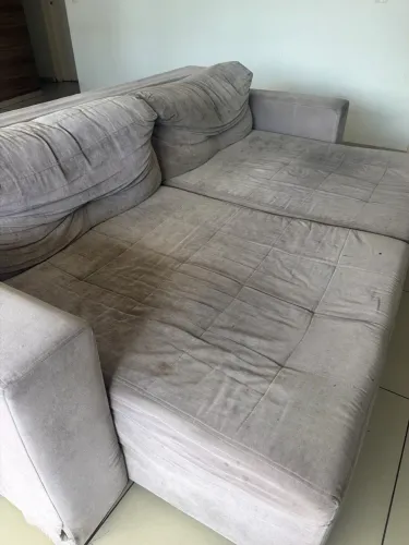 Sofá retrátil