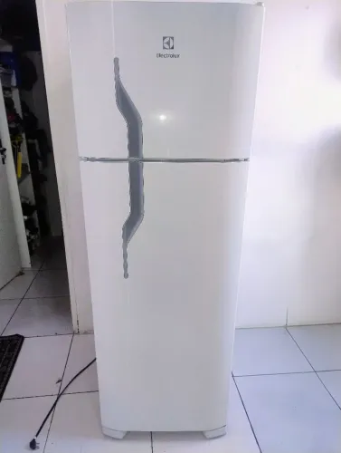 Geladeira Electrolux
