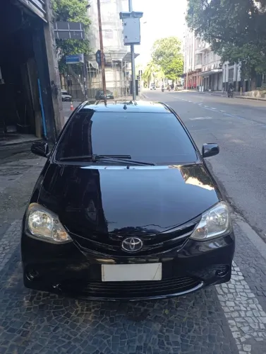 Toyota Etios XS 1.3 Flex 16V 5P Mec. 2013