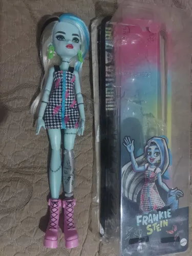 Boneca monster high