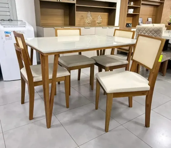 Mesa de Jantar Safira com Tampo de Vidro e Cadeira em Madeira Maciça Entrega Rápida