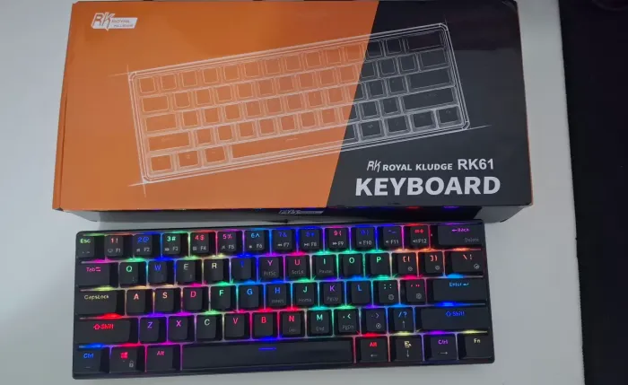 Teclado Mecânico RK61 Sem Fio (Tri-Mode 2.4GHz/BT/USB-C) RGB Hot-Swap na Caixa