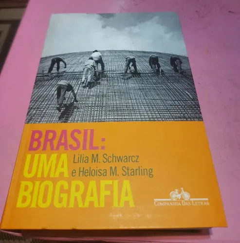Livro - Brasil uma Biografia- 693pg