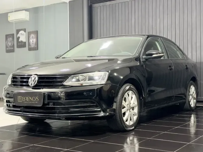 Volkswagen Jetta Comfortline 2.0 T.flex 8V 4P Mec. 2015