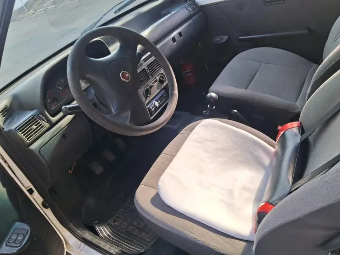 Fiat Uno Furgão 1.3 MPI Fire/ Fire Flex 8V 2011