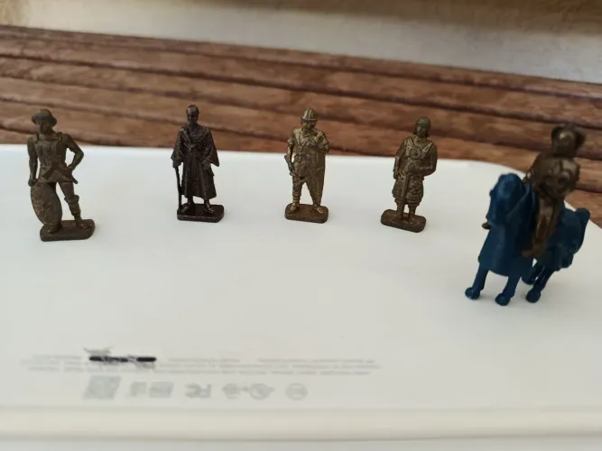 Lote Kinder ovo soldados de ferro anos 90