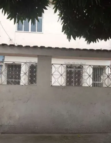 Casa para alugar Rua Barreiros, Ramos, Zona Norte, Rio de Janeiro - R$ 1.600