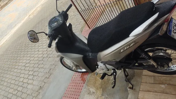 Vendo moto biz 110i 2024 