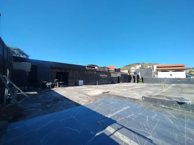 Imóvel para aluguel tem 1000 metros quadrados em Rocha - São Gonçalo - RJ