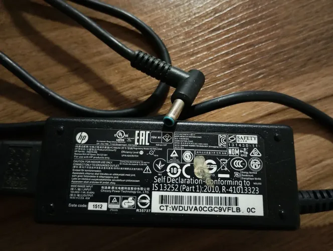 V/fonte para notebook Hp original por 50 reais. 19.5v 2.31a plug azul 