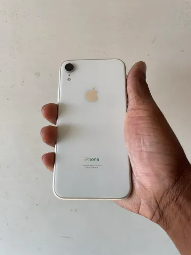 iPhone XR