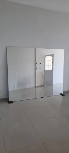 Vendo Espelho Grande