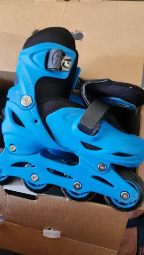 Patins 30 a 33 (pouquíssimo uso)