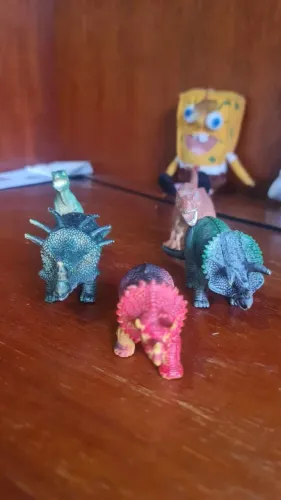 Kit Coleção de Dinossauros de brinquedo - 5 Unidades!