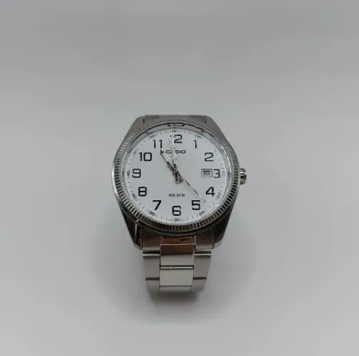 Relógio: Casio MTP-1302PD-7BV | Branco | Usado