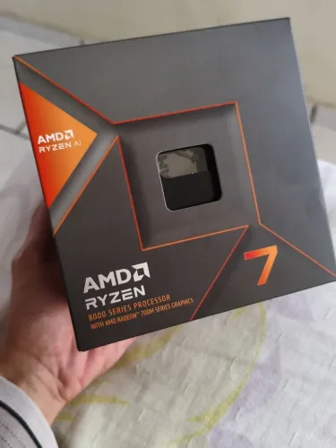 AMD Ryzen 8700G AM5