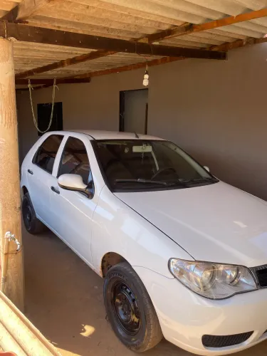 Fiat Palio 1.0 Economy Fire Flex 8V 2P 2012