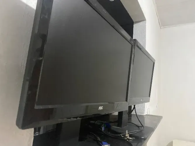 2 monitores 19 polegadas AOC