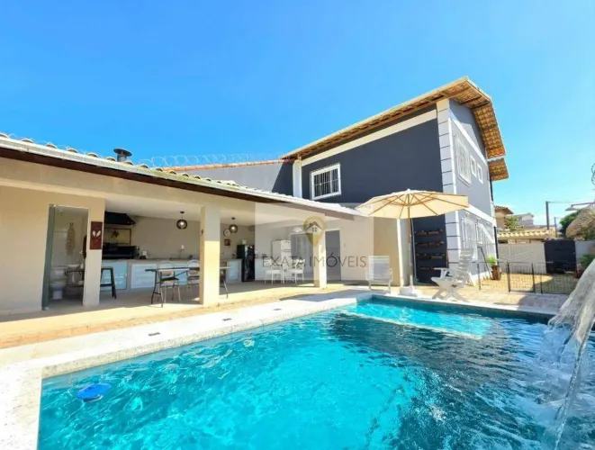 Casa 4 quartos terreno inteiro com piscina, Rio das Ostras/RJ.