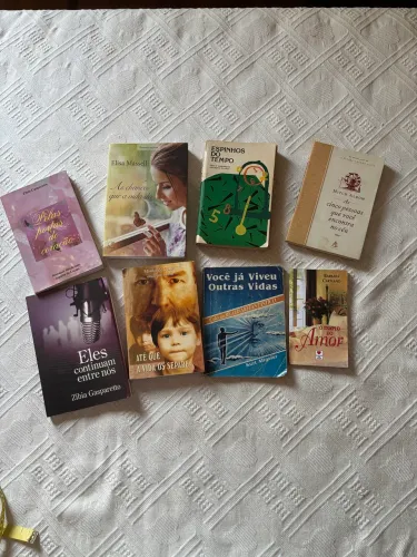 box 8 livros espíritas