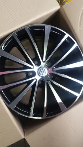 Roda aro 17 Scorro Jetta diamantada com Preto 5x112 Confortline