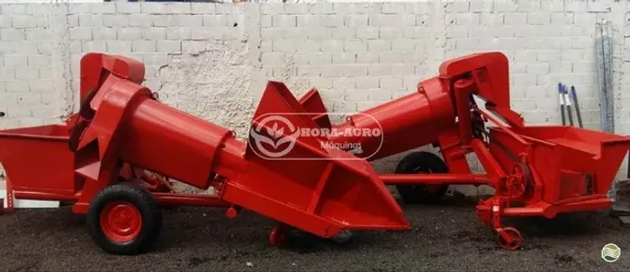 Foguetinho Colhedeira de milho Penha Jumil