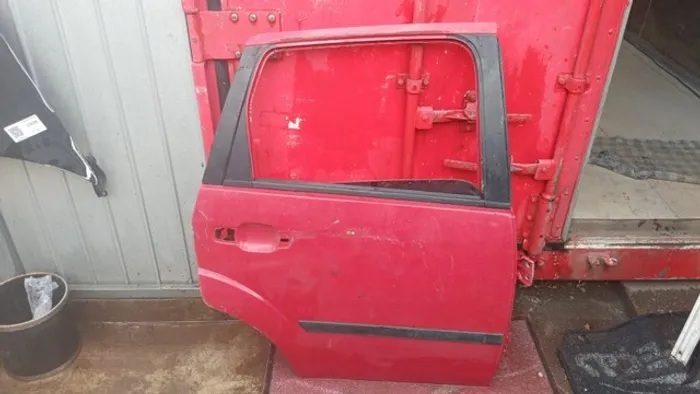 Porta traseira direita Ford fiesta 2000 2006