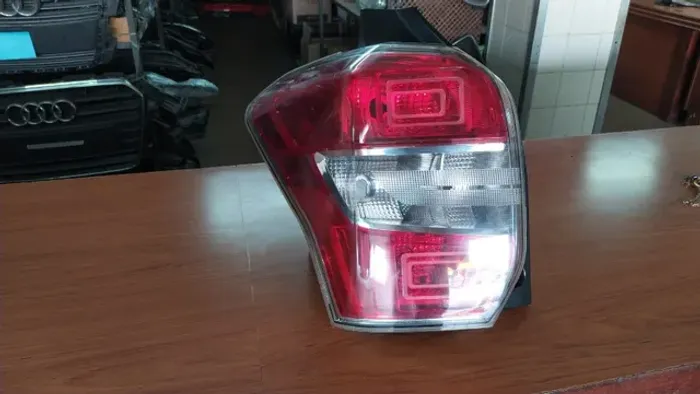 Lanterna Subaru Forester 2009 2010 2011 2012 2013