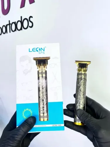 Máquina de cortar cabelo e barba profissional 